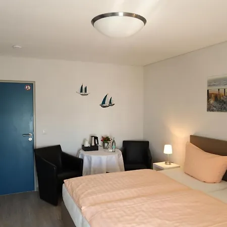 Gaestehaus Am Schweriner Hotel